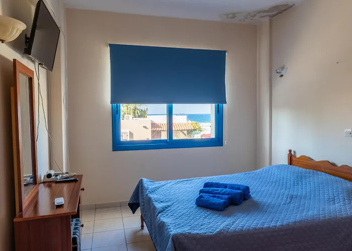 Arsinoe Village Block 9 Polis